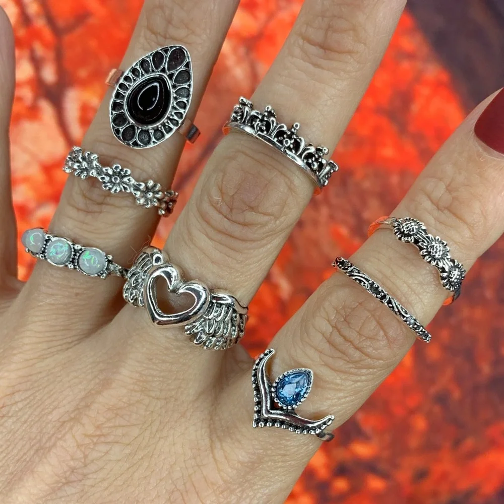 3/$10 NEW Boho Style Rings & MIDI Rings Design Mix / silver tone Bundle NWOT - Picture 4 of 9